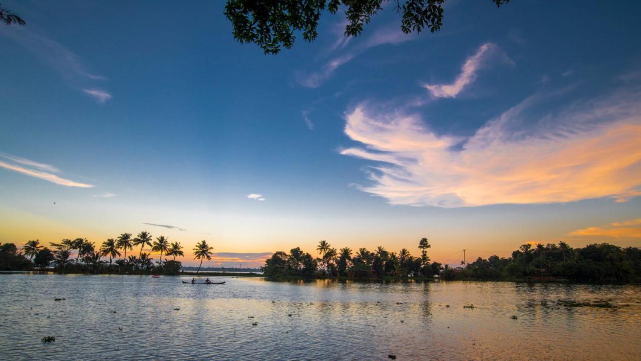 Alappuzha Warmth Lake Haven מראה חיצוני תמונה