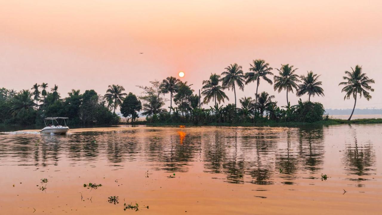 Alappuzha Warmth Lake Haven מראה חיצוני תמונה